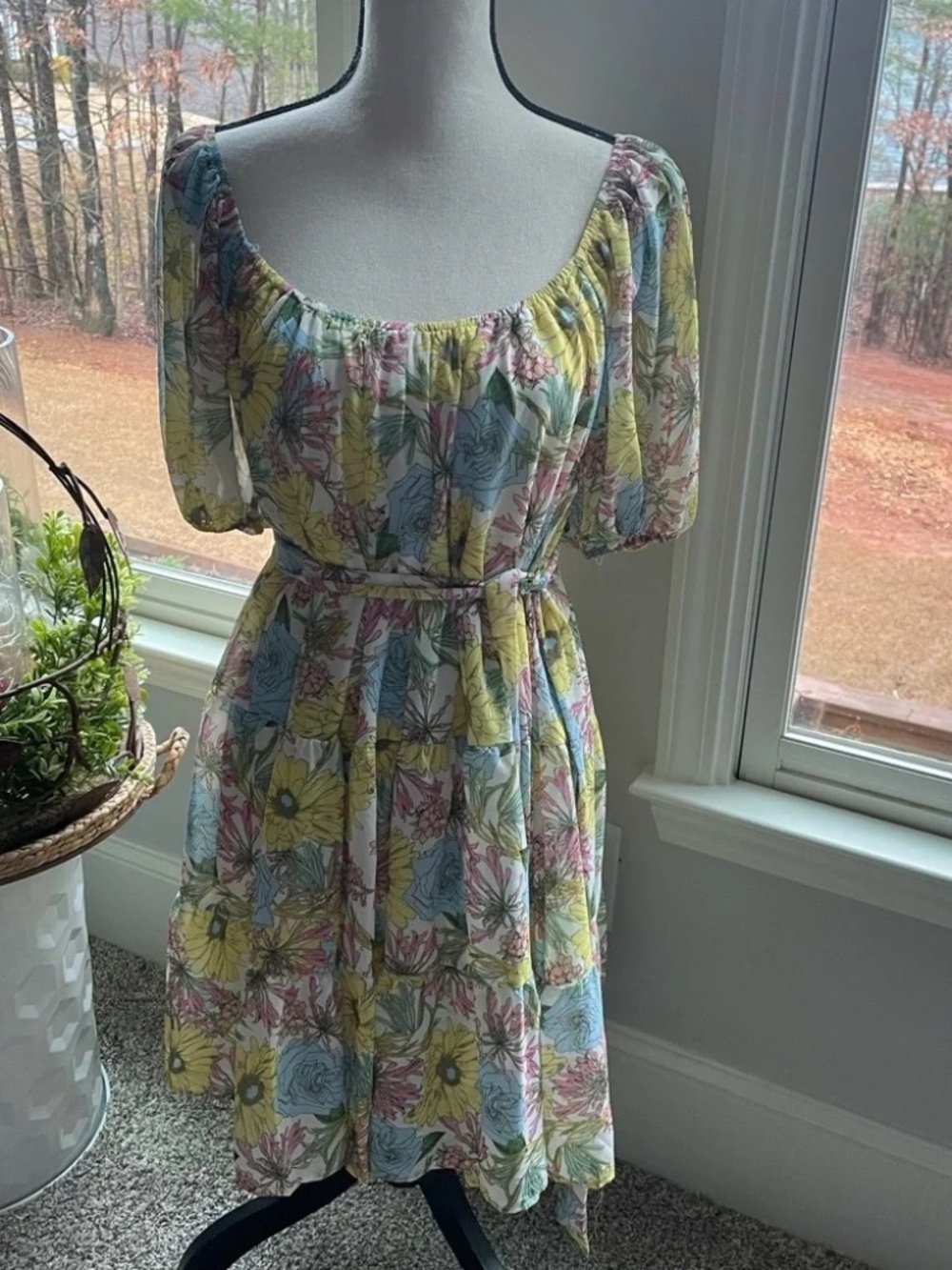 Flying Tomato Size Large L yellow dress gently used condition lot6501